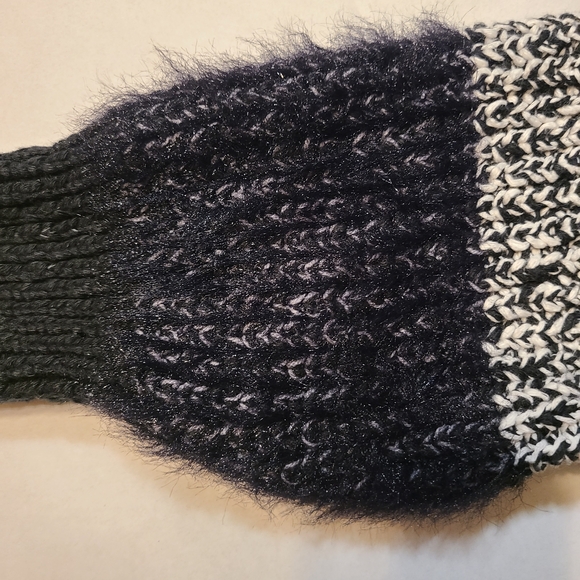 Free People Black and White Cowl Neck Sweater Cozy Cable Knit NWT XL - Picture 12 of 12